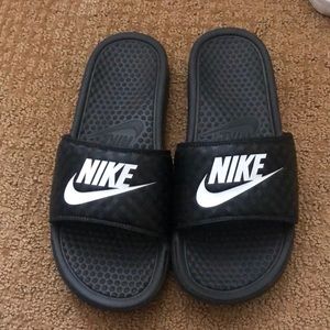 Nike slides
